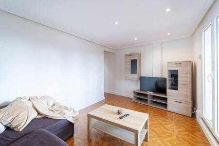 Apartamento Atico Terraza Playa Futbol Y Congresos Vut4708As Gijón Exterior foto