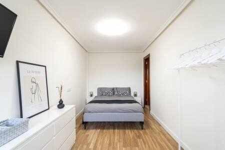 Apartamento Atico Terraza Playa Futbol Y Congresos Vut4708As Gijón Exterior foto